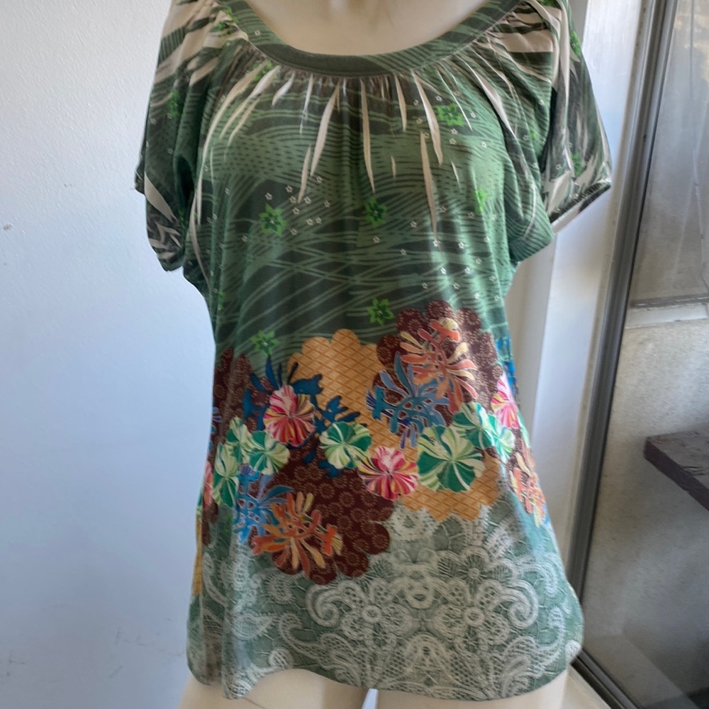 Nwt Nordstrom scoop neck top m